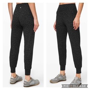 Lululemon Align Jogger Formation Camo Deep Coal Multi